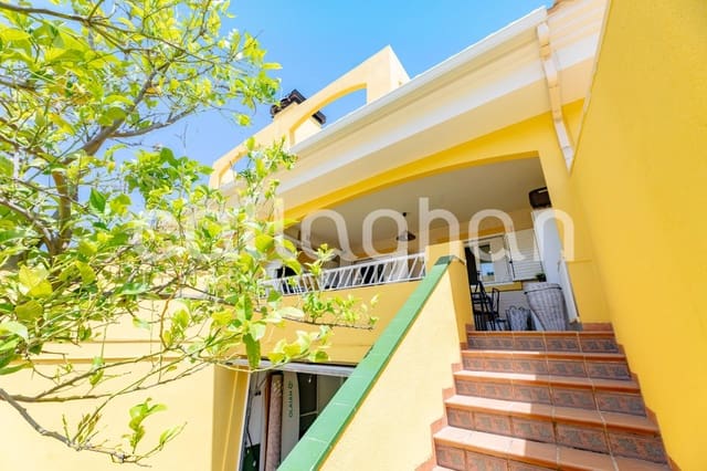 4 soveværelse Rækkehus til salg i Almarda, Sagunto / Sagunt med swimmingpool - € 410.000 (Ref: 9929554)