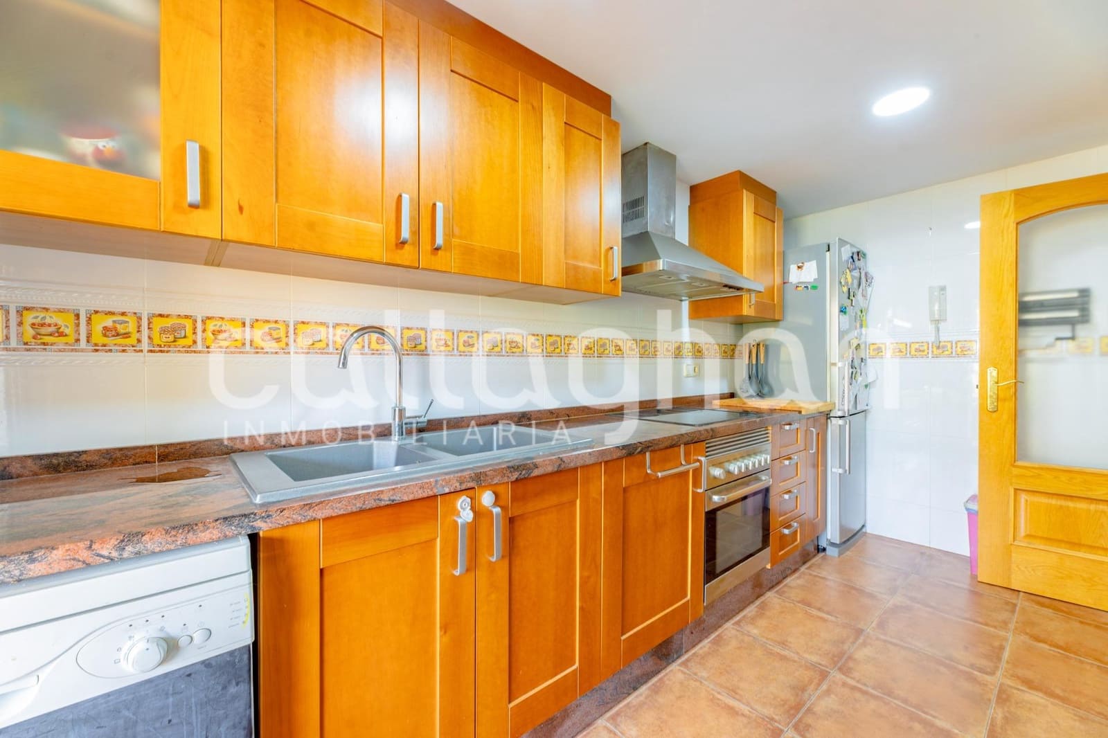 4 bedroom Terraced Villa for sale in Almarda with pool - € 410,000 (Ref: 9929554)