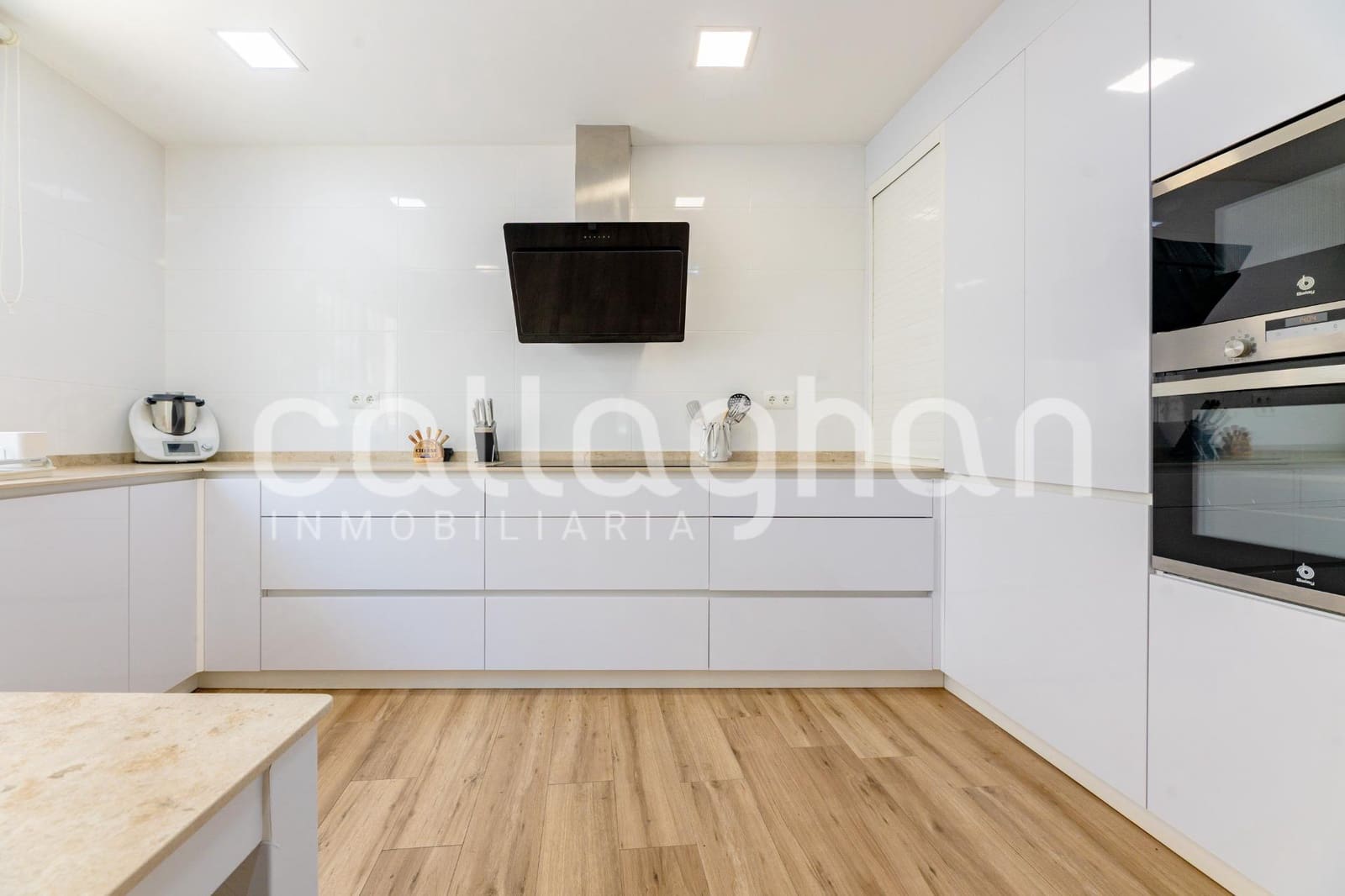 Chalet de 3 habitaciones en Almenara en venta con garaje - 450.000 € (Ref: 9929556)