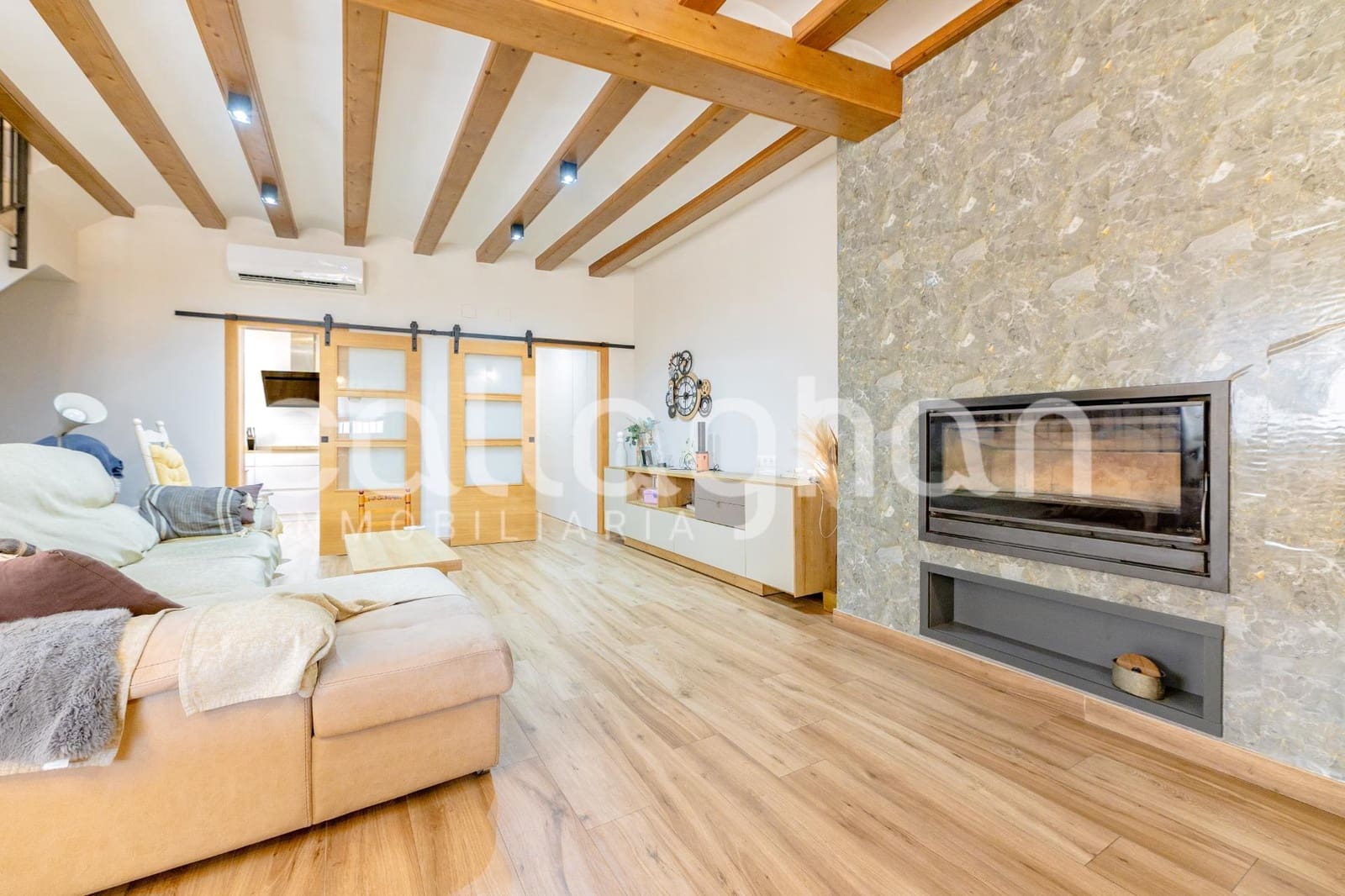 Chalet de 3 habitaciones en Almenara en venta con garaje - 450.000 € (Ref: 9929556)