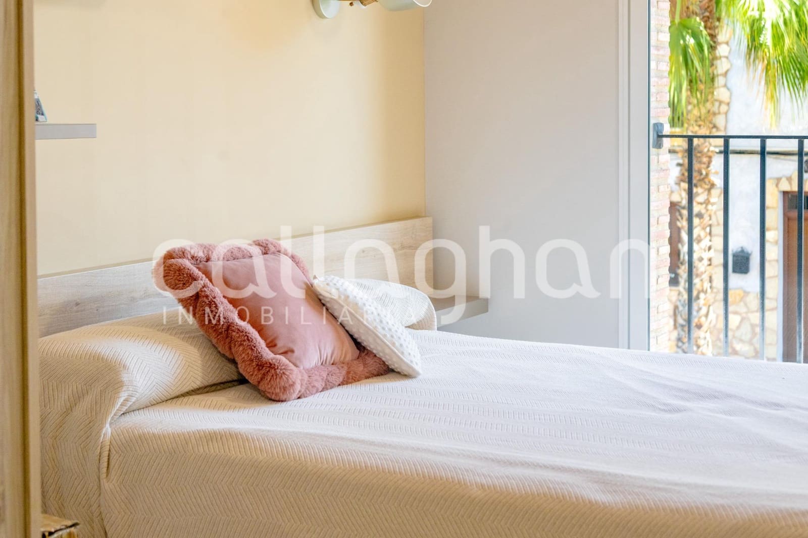 Chalet de 3 habitaciones en Almenara en venta con garaje - 450.000 € (Ref: 9929556)