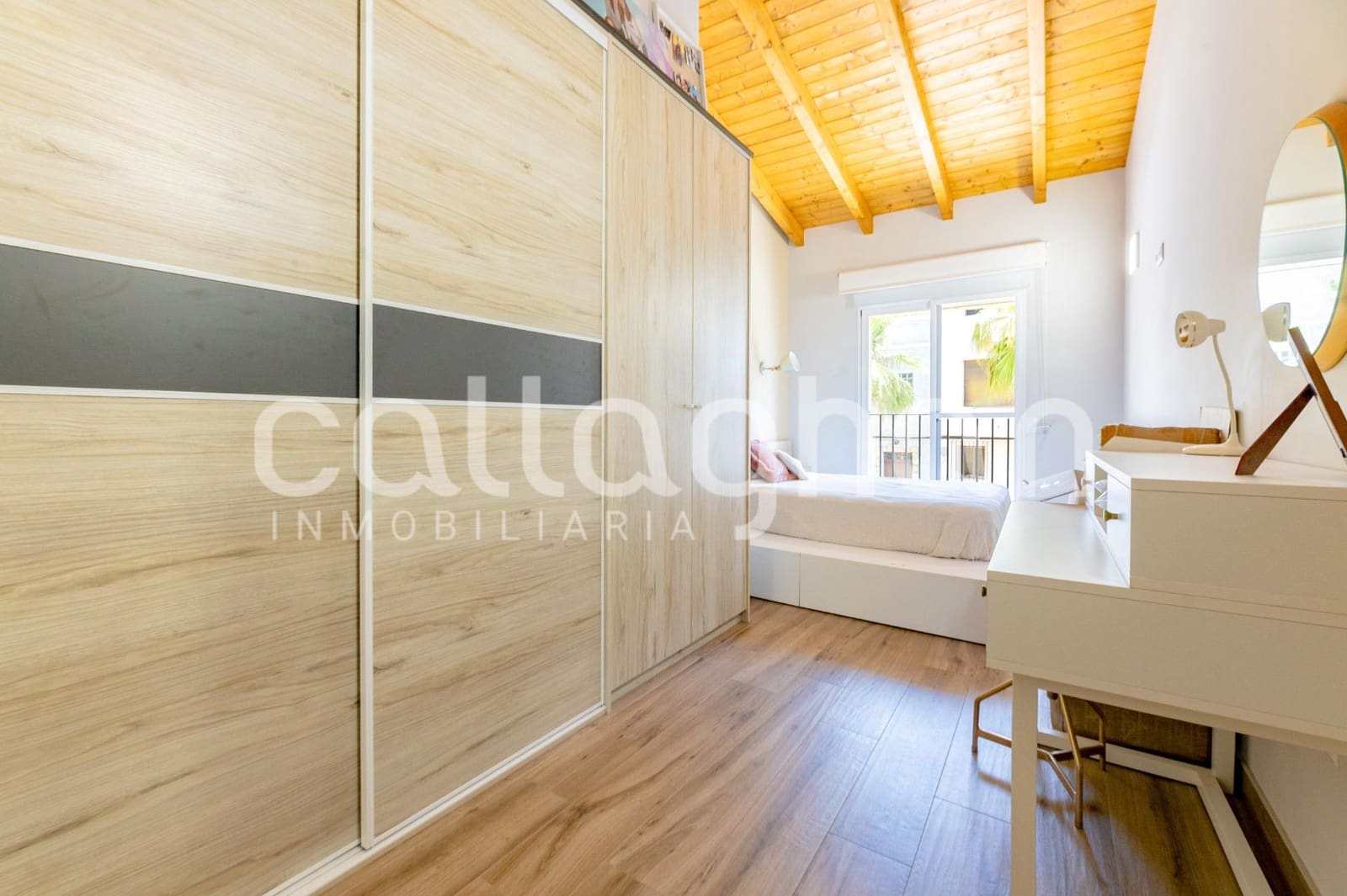 Chalet de 3 habitaciones en Almenara en venta con garaje - 450.000 € (Ref: 9929556)