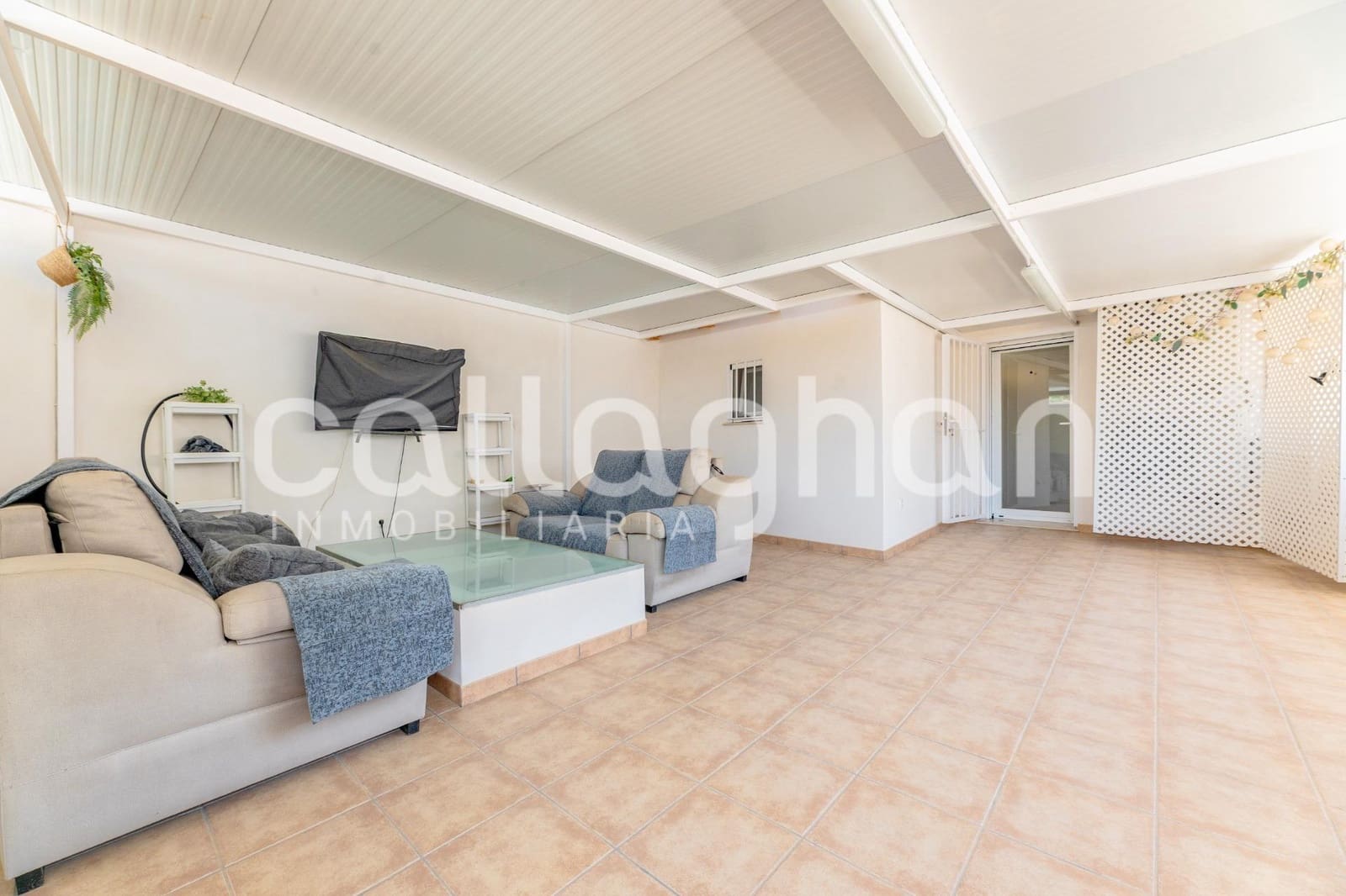Chalet de 3 habitaciones en Almenara en venta con garaje - 450.000 € (Ref: 9929556)
