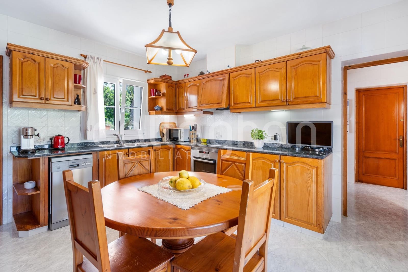 3 bedroom Villa for sale in Ciutadella de Menorca with pool - € 1,150,000 (Ref: 9940334)