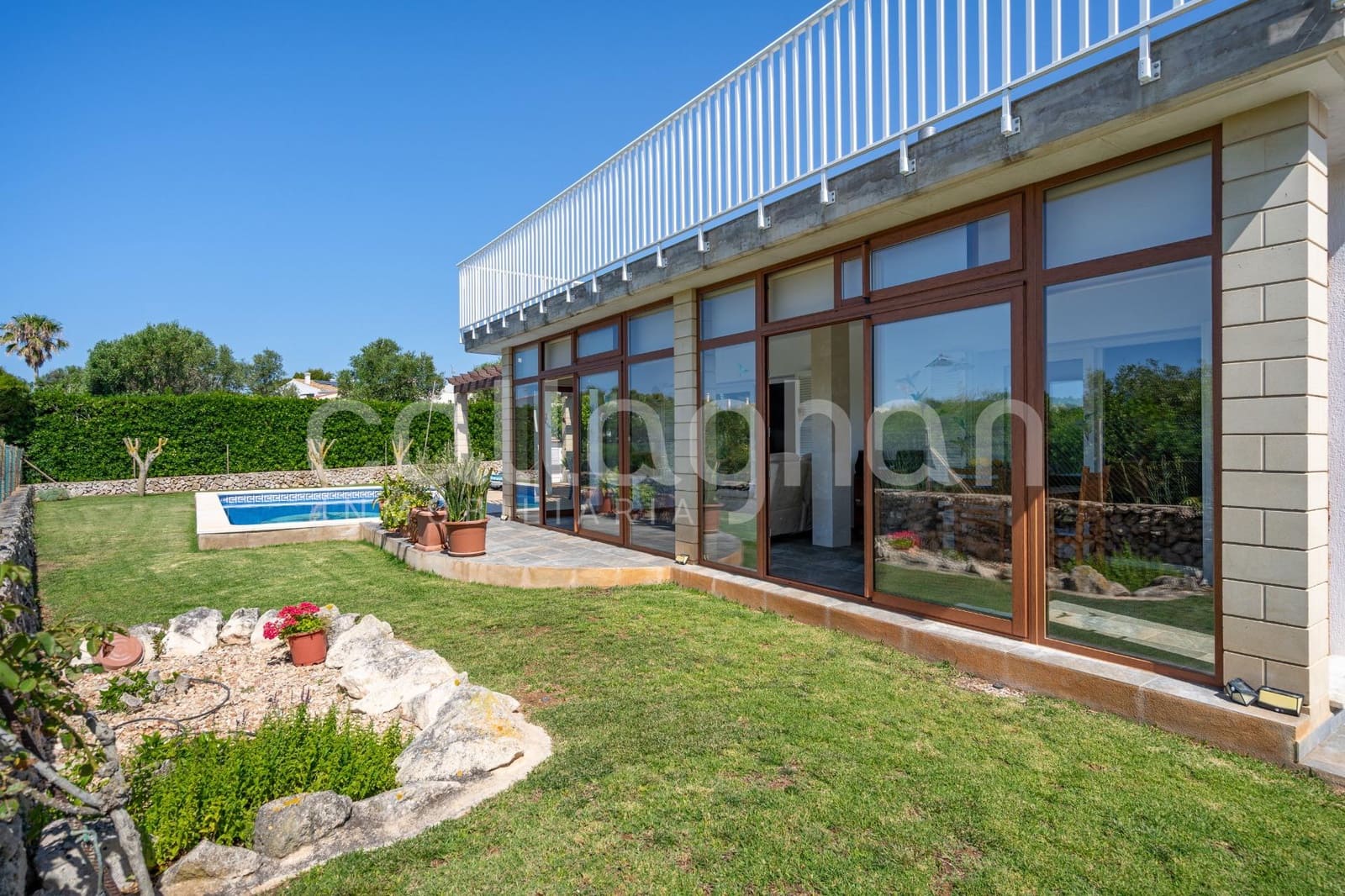 3 bedroom Villa for sale in Ciutadella de Menorca with pool - € 1,150,000 (Ref: 9940334)