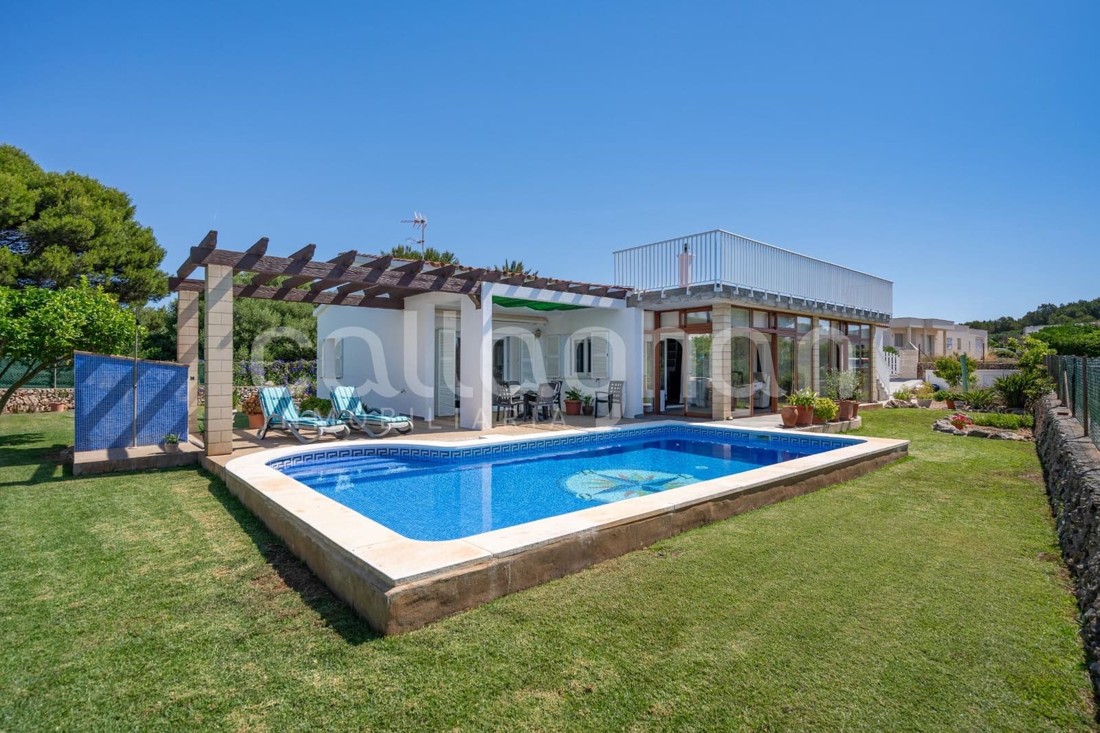3 bedroom Villa for sale in Ciutadella de Menorca with pool - € 1,150,000 (Ref: 9940334)
