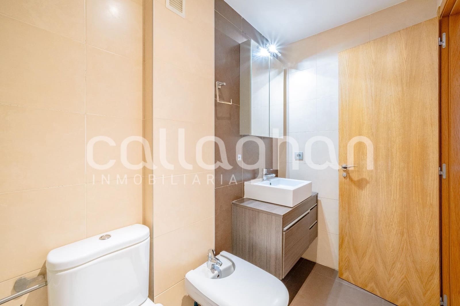 3 quarto Moradia em Banda para venda em Moncofa com garagem - 280 000 € (Ref: 9940335)