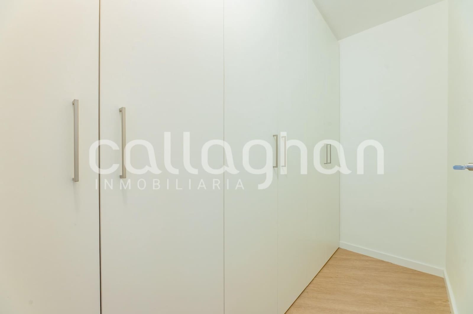 5 soveværelse Lejlighed til leje i Valencia by - € 2.800 (Ref: 9940336)