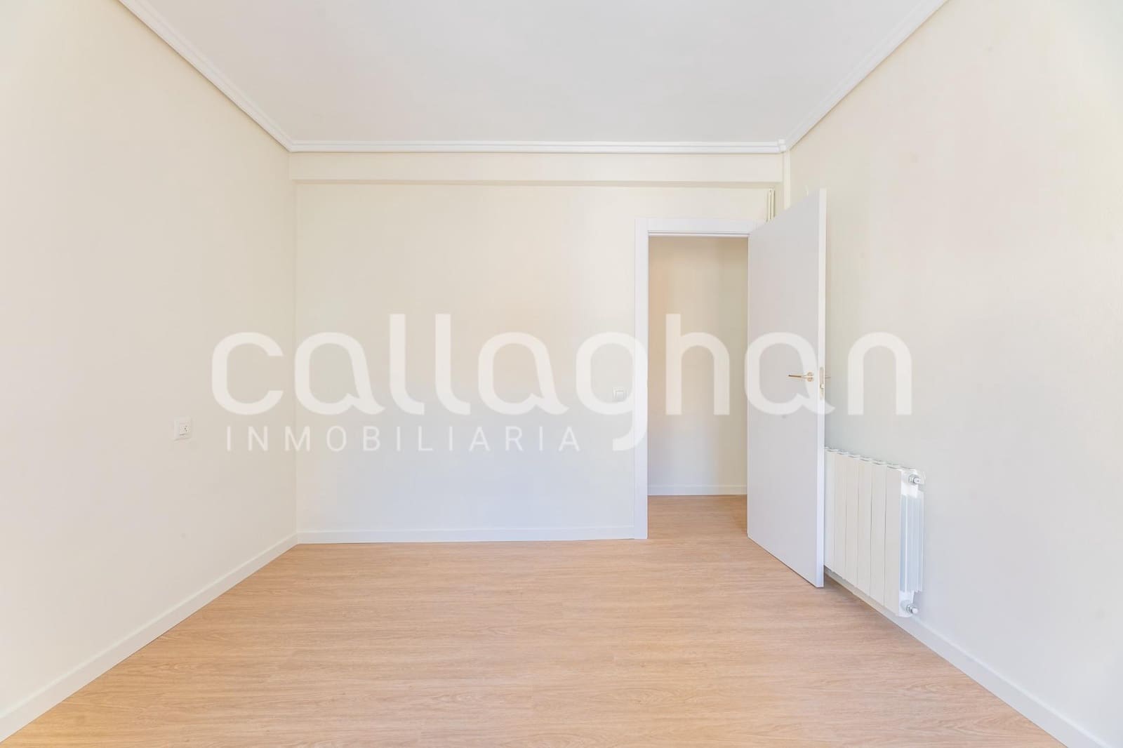 5 soveværelse Lejlighed til leje i Valencia by - € 2.800 (Ref: 9940336)