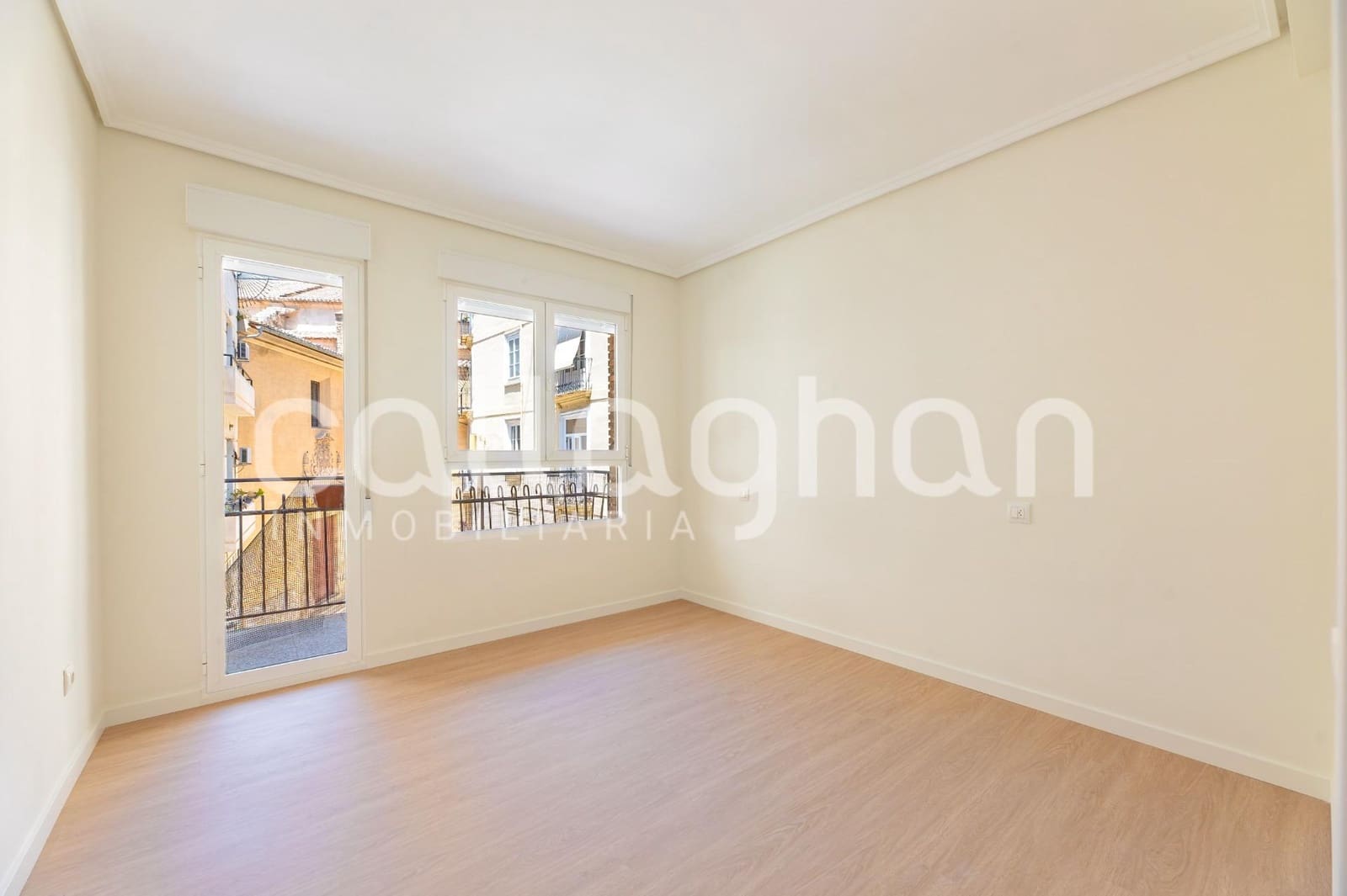 5 soveværelse Lejlighed til leje i Valencia by - € 2.800 (Ref: 9940336)