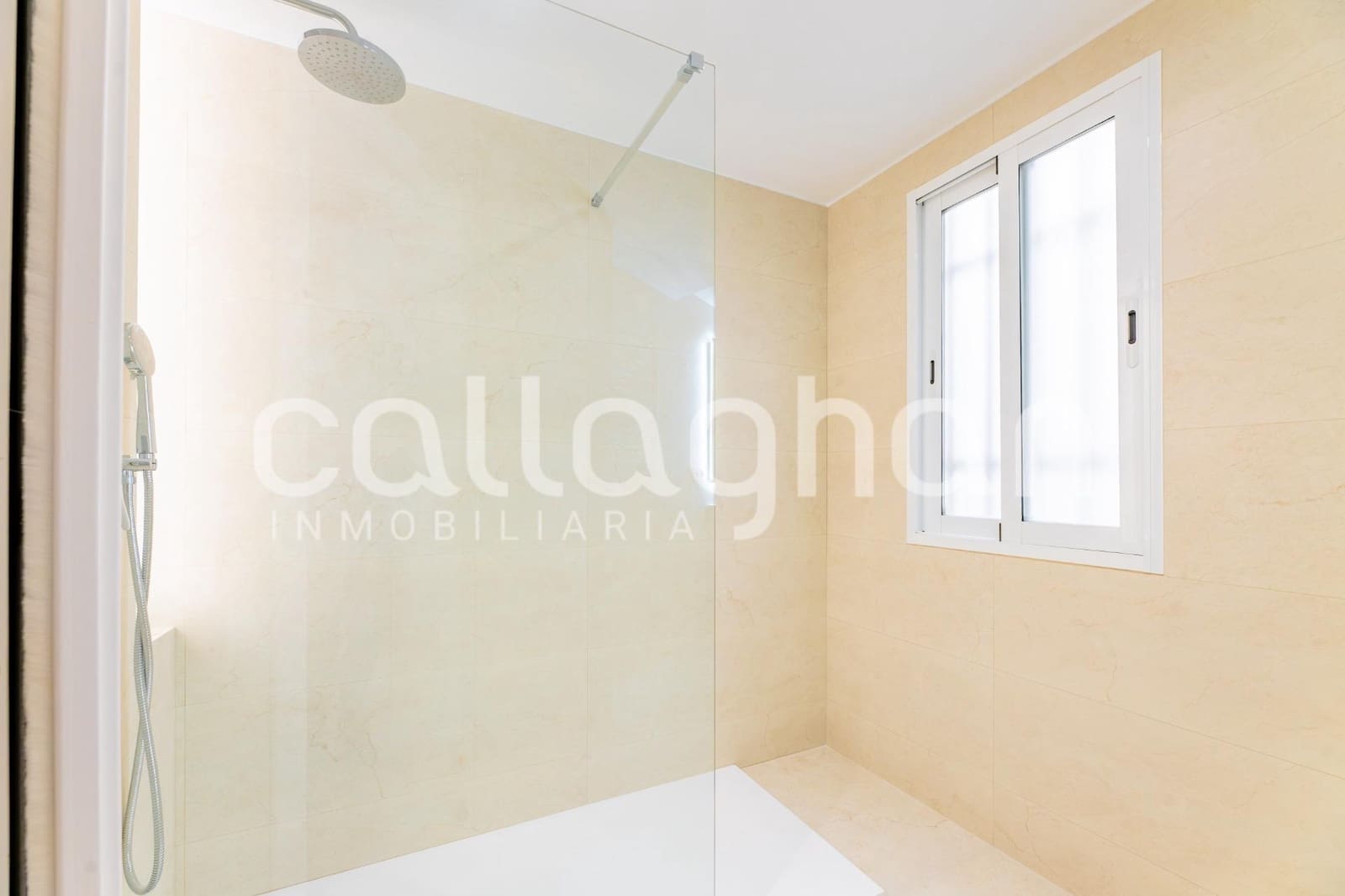 5 soveværelse Lejlighed til leje i Valencia by - € 2.800 (Ref: 9940336)