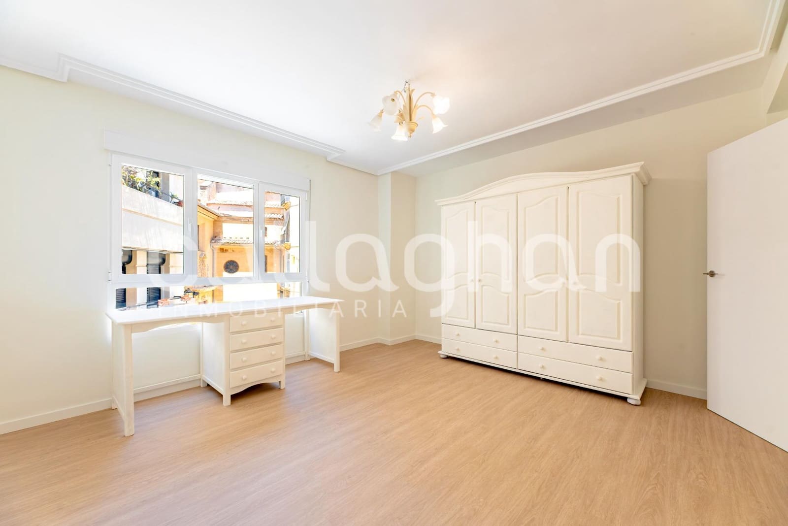 5 soveværelse Lejlighed til leje i Valencia by - € 2.800 (Ref: 9940336)
