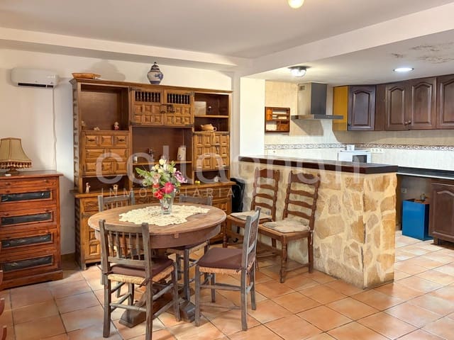 4 Zimmer Villa zu verkaufen in Ontinyent - 120.000 € (Ref: 9940337)