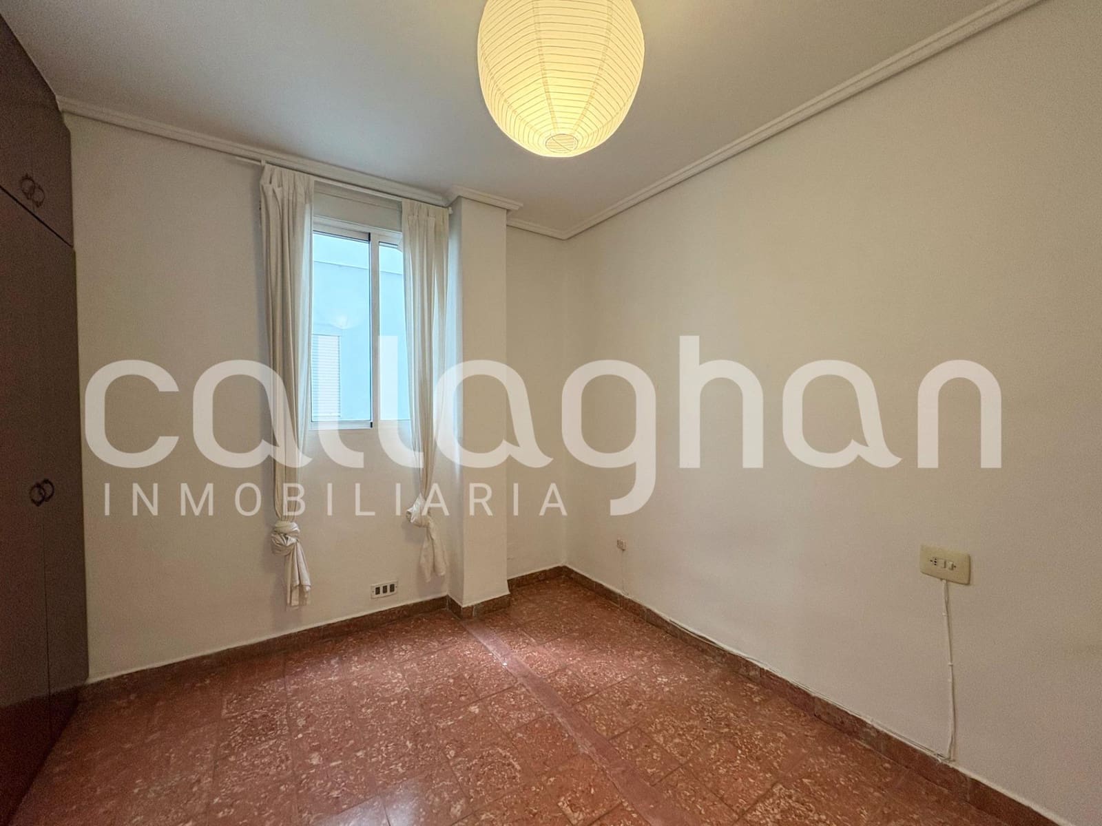 5 soveværelse Lejlighed til leje i Valencia by - € 1.700 (Ref: 9948097)