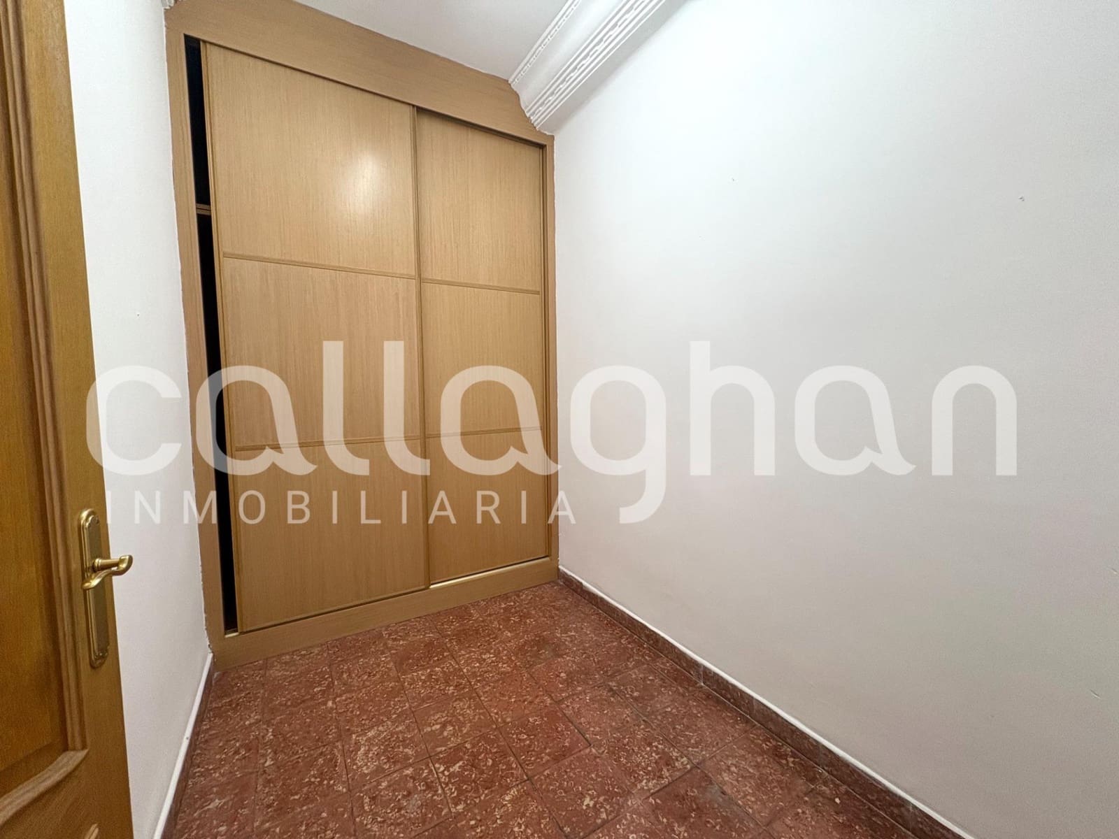 5 soveværelse Lejlighed til leje i Valencia by - € 1.700 (Ref: 9948097)