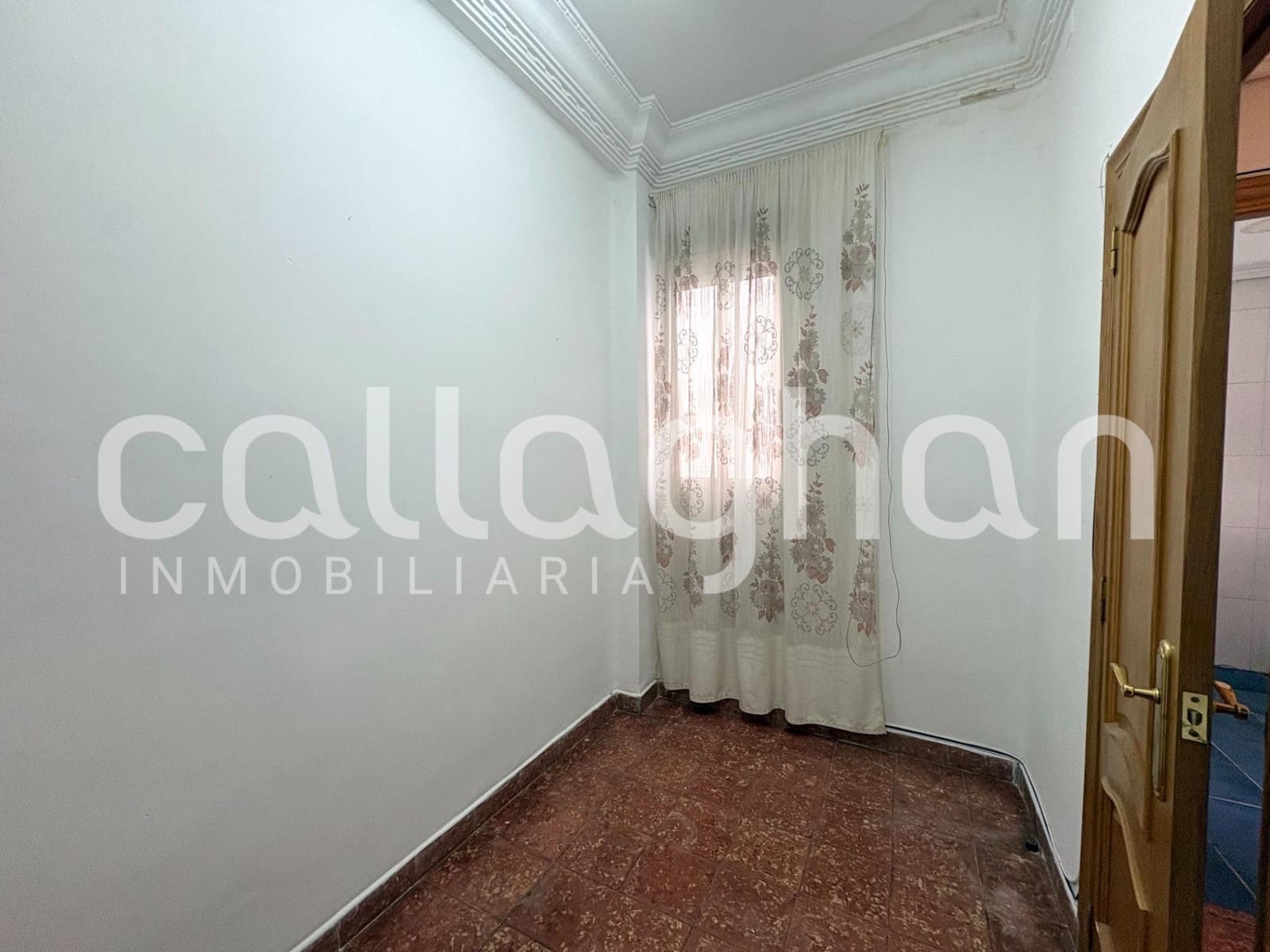 5 soveværelse Lejlighed til leje i Valencia by - € 1.700 (Ref: 9948097)