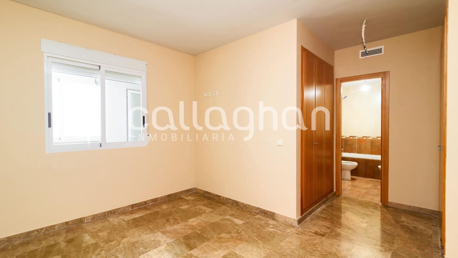 3 bedroom Flat for sale in Vilamarxant / Villamarchante with garage - € 181,000 (Ref: 9958122)