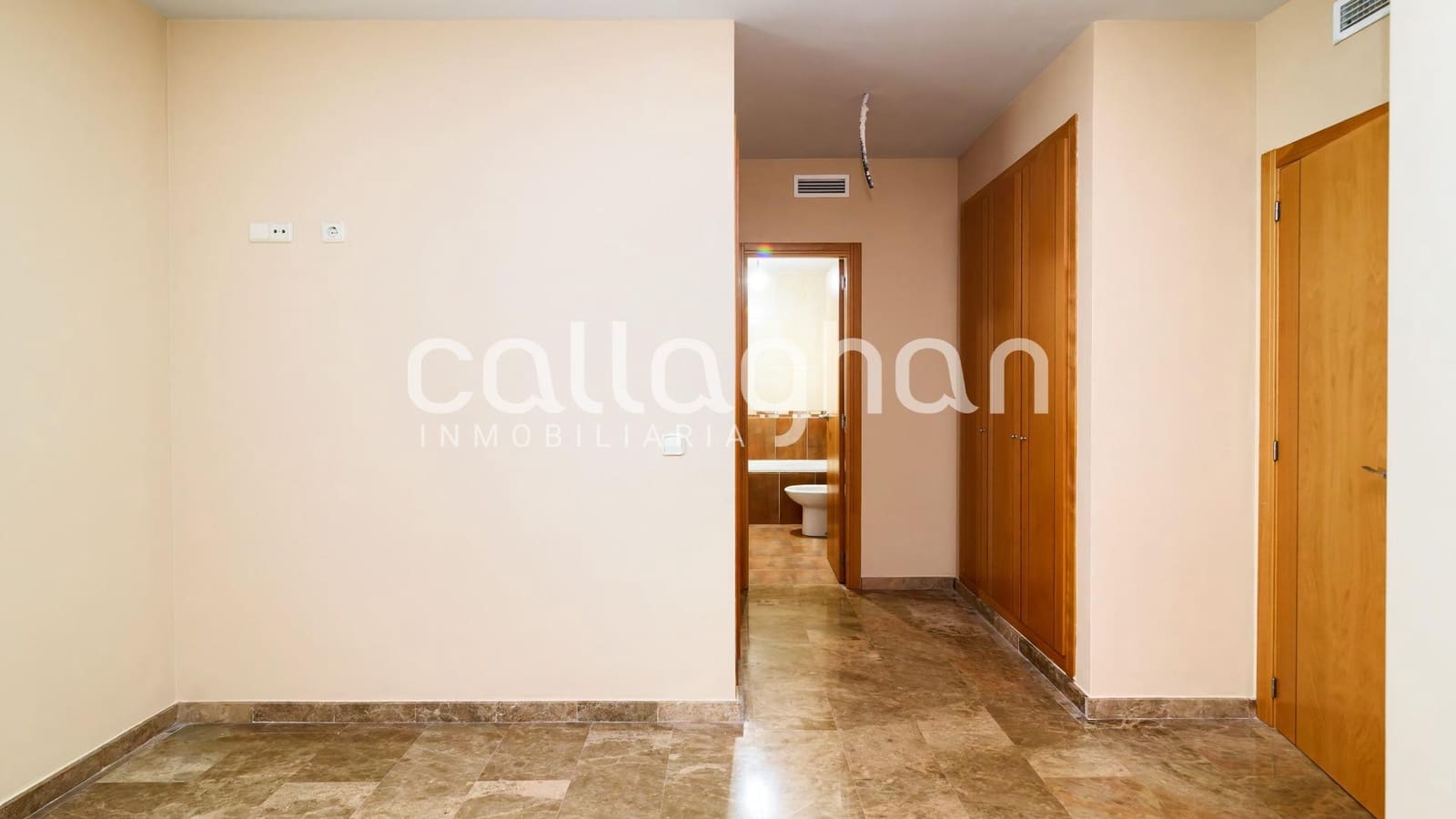 3 bedroom Flat for sale in Vilamarxant / Villamarchante with garage - € 181,000 (Ref: 9958122)