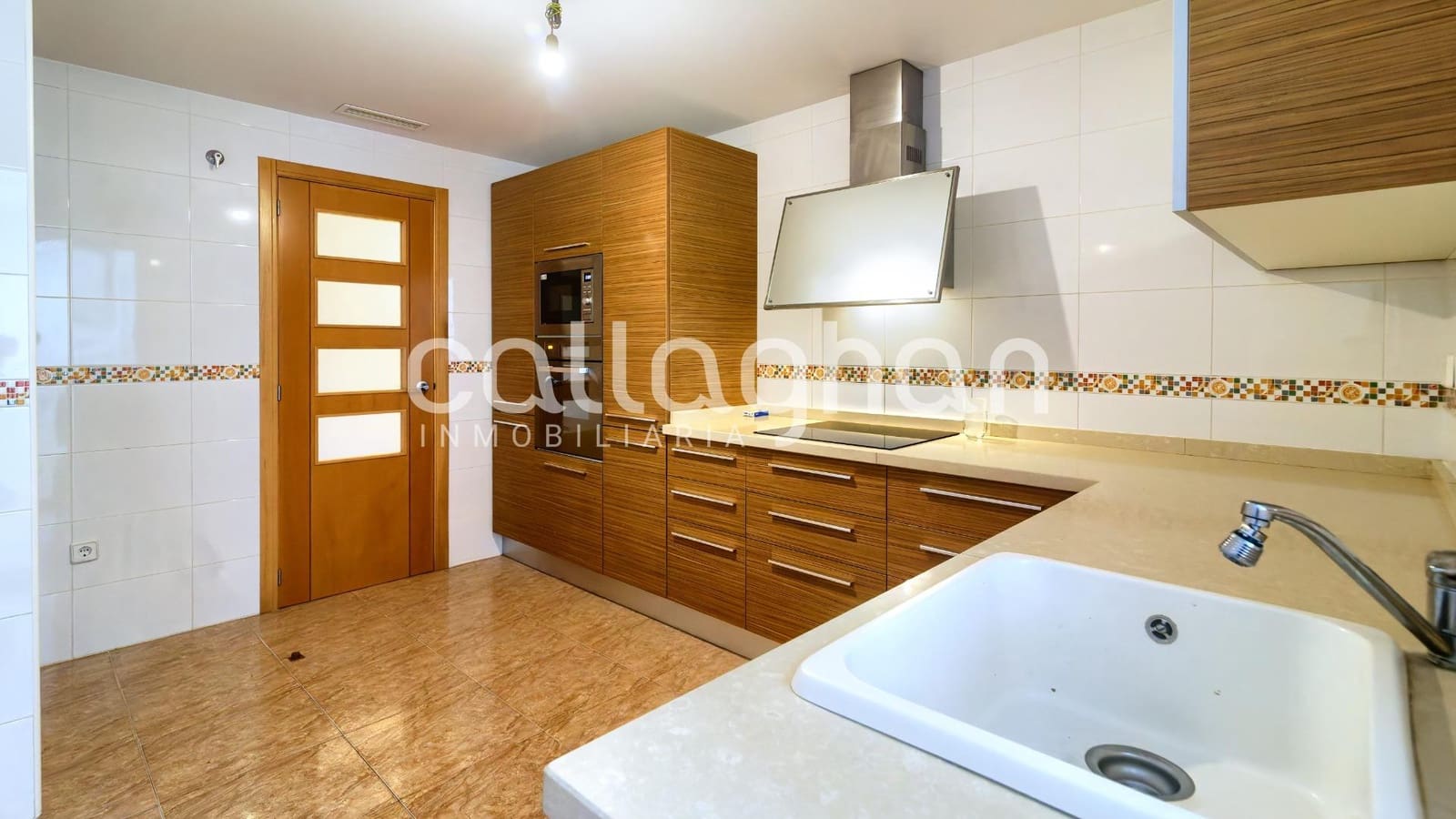 3 bedroom Flat for sale in Vilamarxant / Villamarchante with garage - € 181,000 (Ref: 9958122)