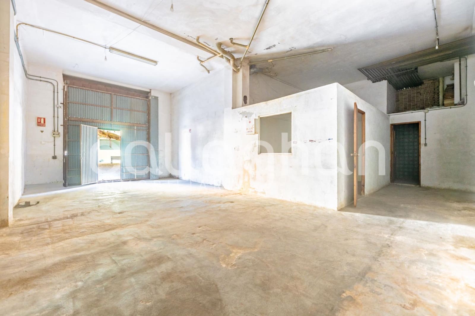 Comercial para venda em Valencia cidade - 92 000 € (Ref: 9959949)