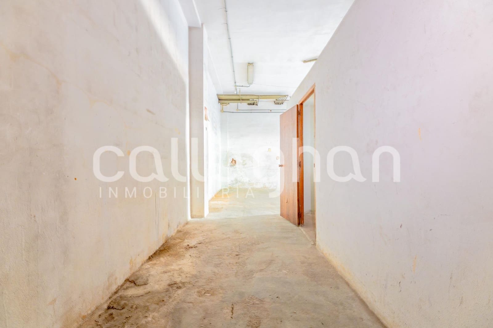 Comercial para venda em Valencia cidade - 92 000 € (Ref: 9959949)