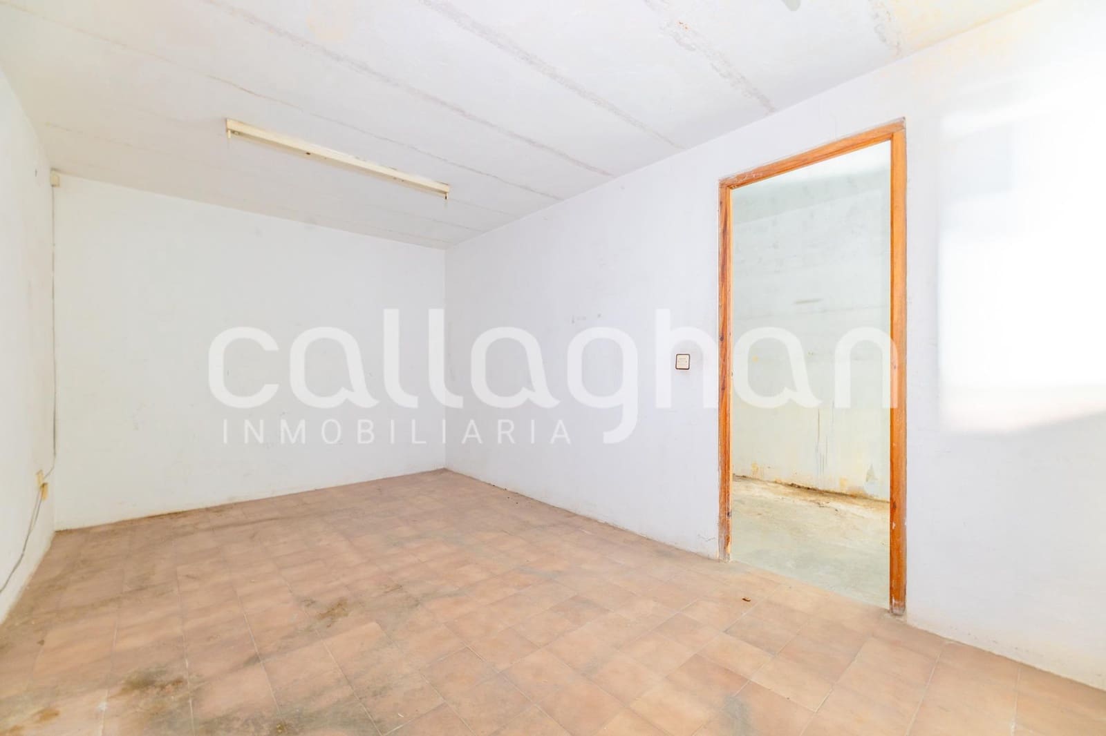 Comercial para venda em Valencia cidade - 92 000 € (Ref: 9959949)