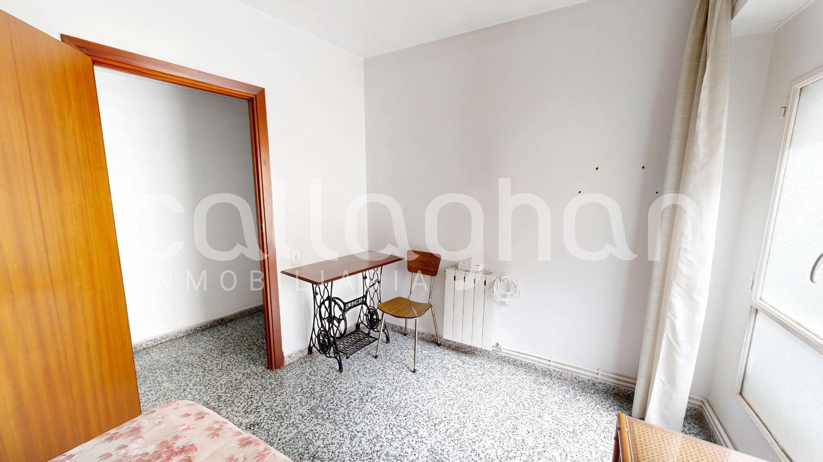 4 bedroom Flat for sale in Catarroja - € 250,000 (Ref: 9959950)