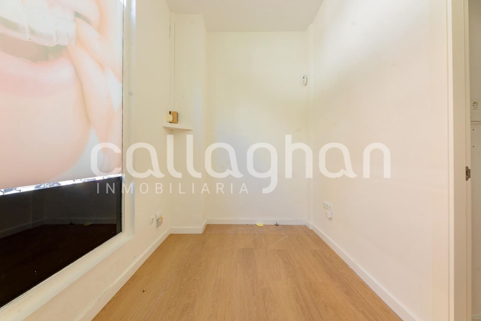 Erhverv til leje i Gandia - € 2.400 (Ref: 9963311)