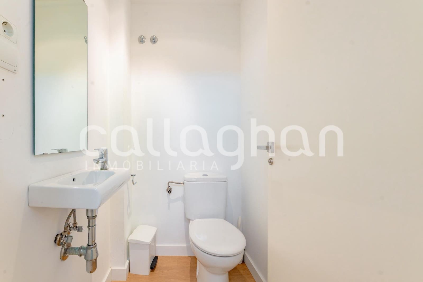 Erhverv til leje i Gandia - € 2.400 (Ref: 9963311)