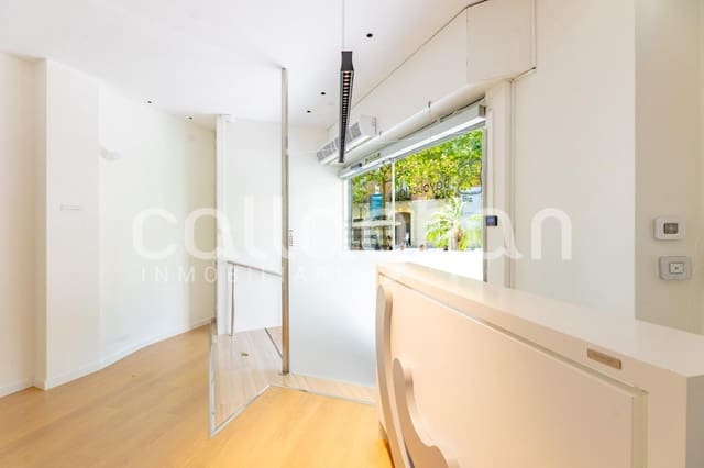 Erhverv til leje i Gandia - € 2.400 (Ref: 9963311)