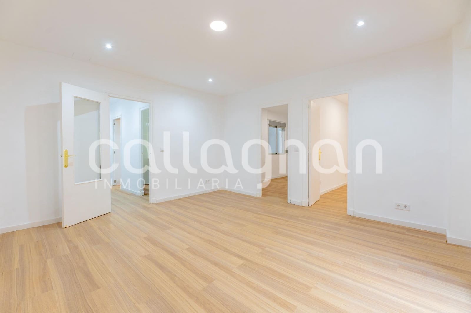 3 soveværelse Lejlighed til salg i Valencia by - € 350.000 (Ref: 9965457)