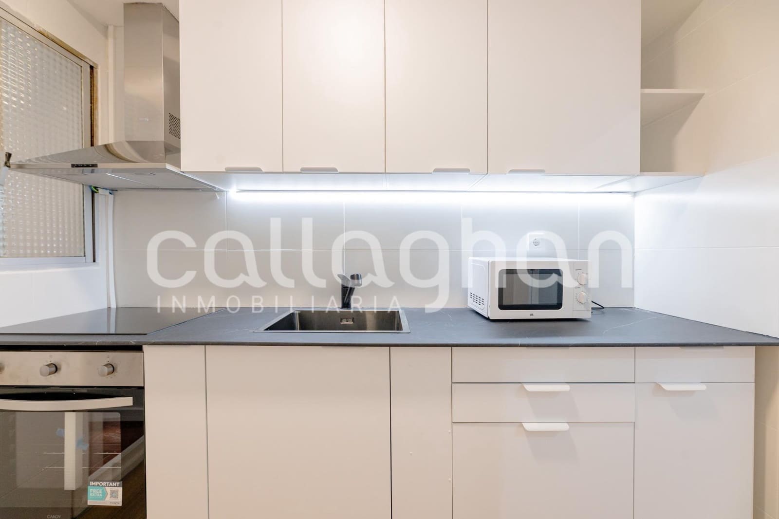 3 soveværelse Lejlighed til salg i Valencia by - € 350.000 (Ref: 9965457)