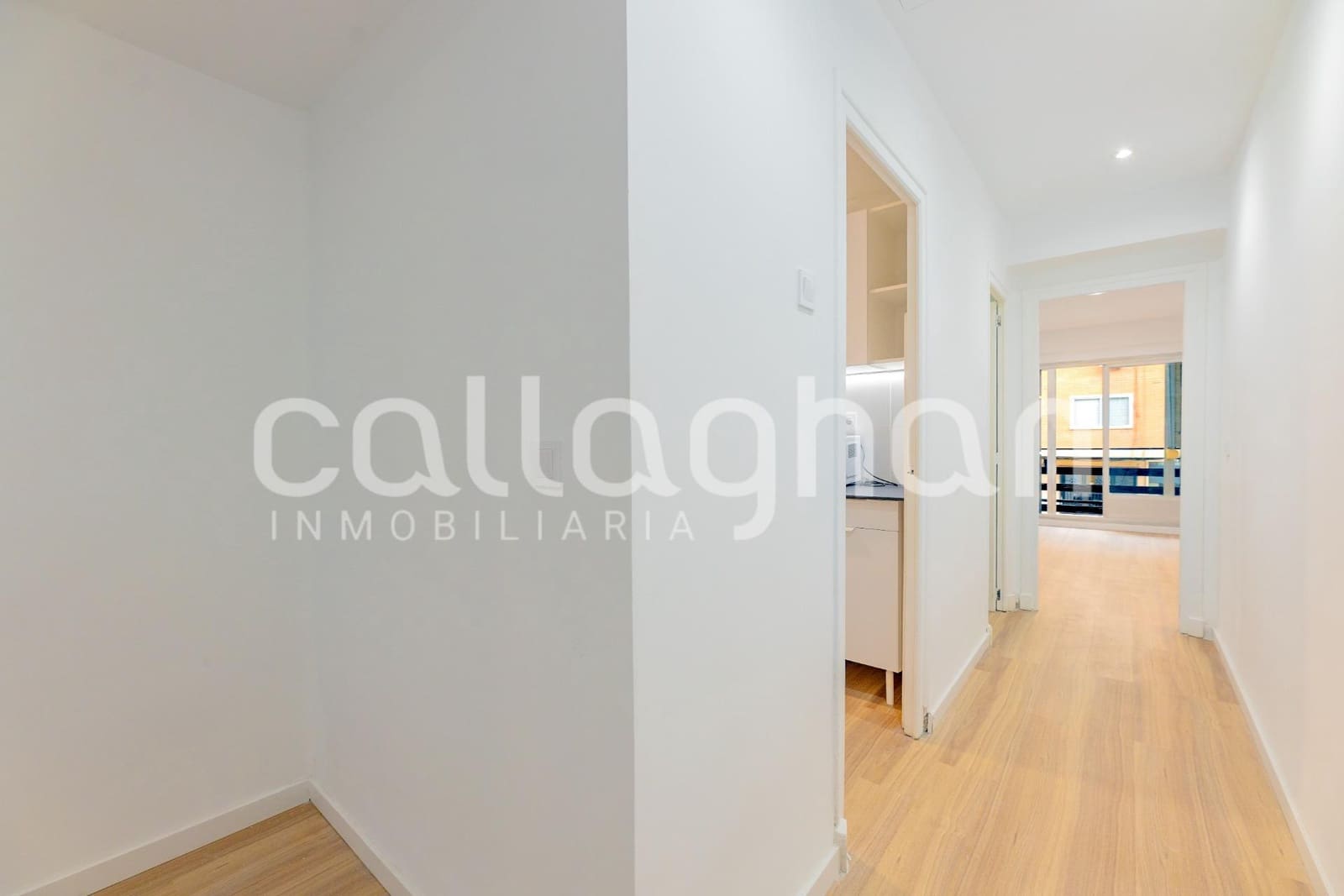 3 soveværelse Lejlighed til salg i Valencia by - € 350.000 (Ref: 9965457)