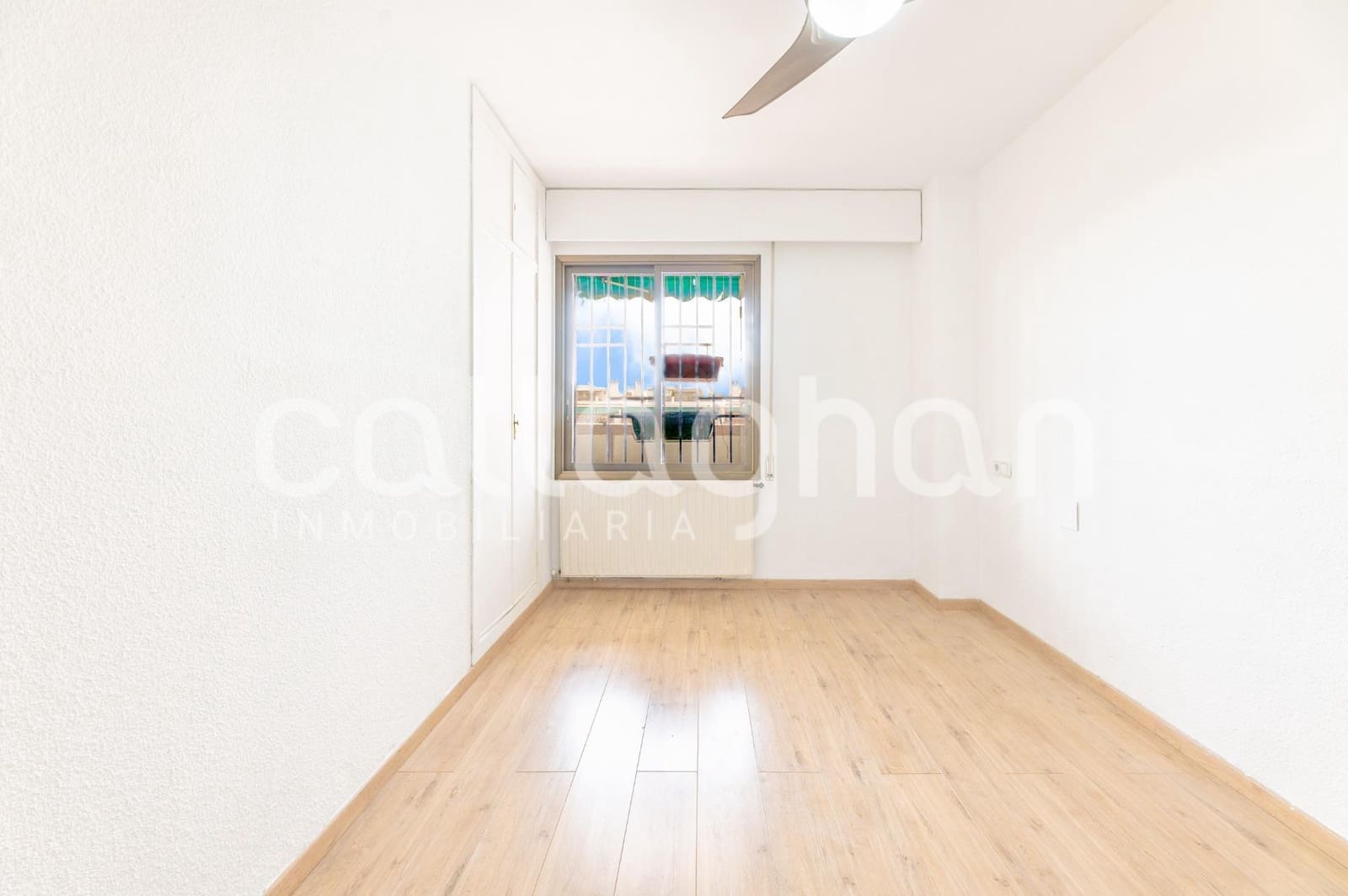 3 slaapkamer Flat te huur in Valencia stad met garage - € 1.600 (Ref: 9973500)
