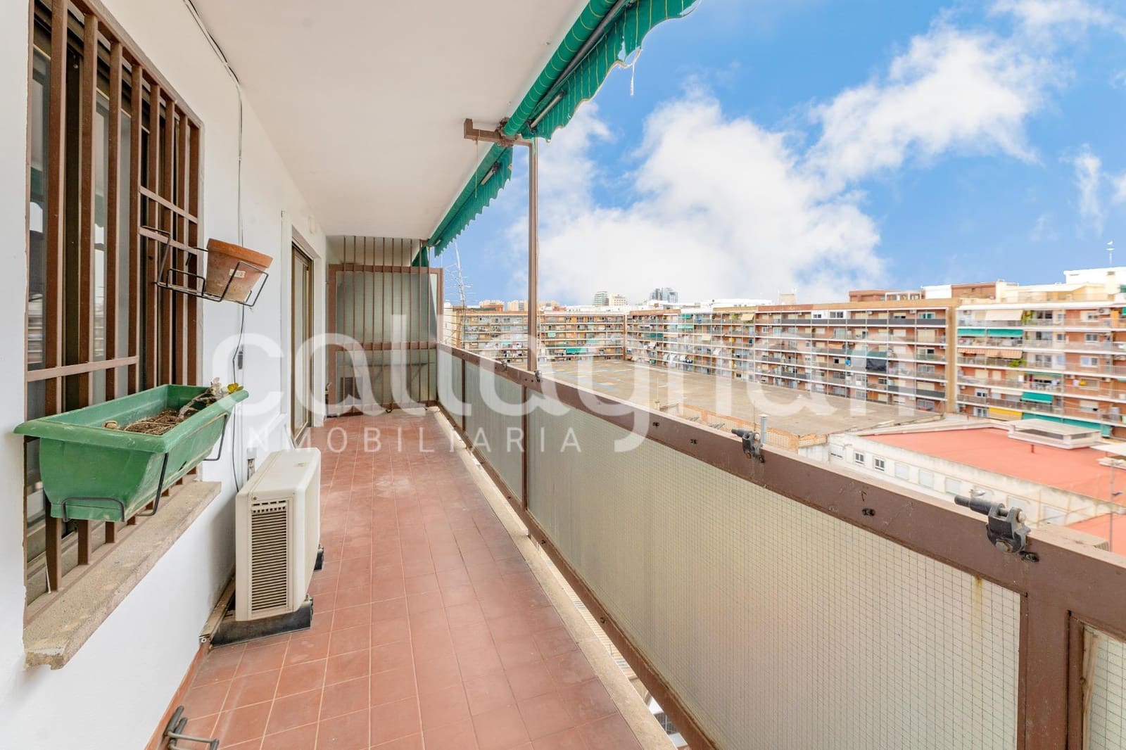 3 slaapkamer Flat te huur in Valencia stad met garage - € 1.600 (Ref: 9973500)
