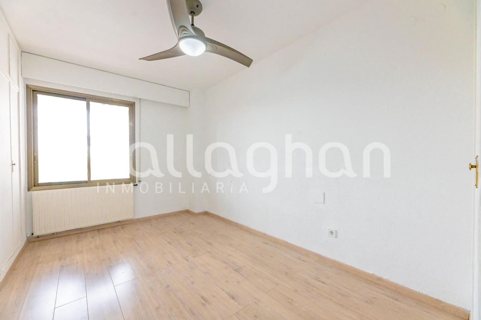 3 slaapkamer Flat te huur in Valencia stad met garage - € 1.600 (Ref: 9973500)