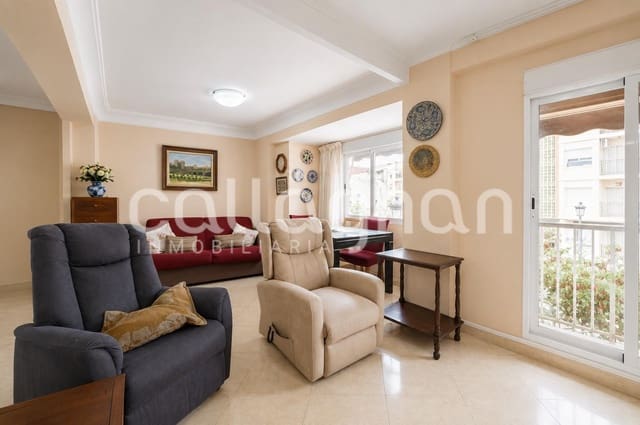 Piso de 2 habitaciones en Cabanyal-Canyamelar, València ciudad en venta - 260.000 € (Ref: 9979029)