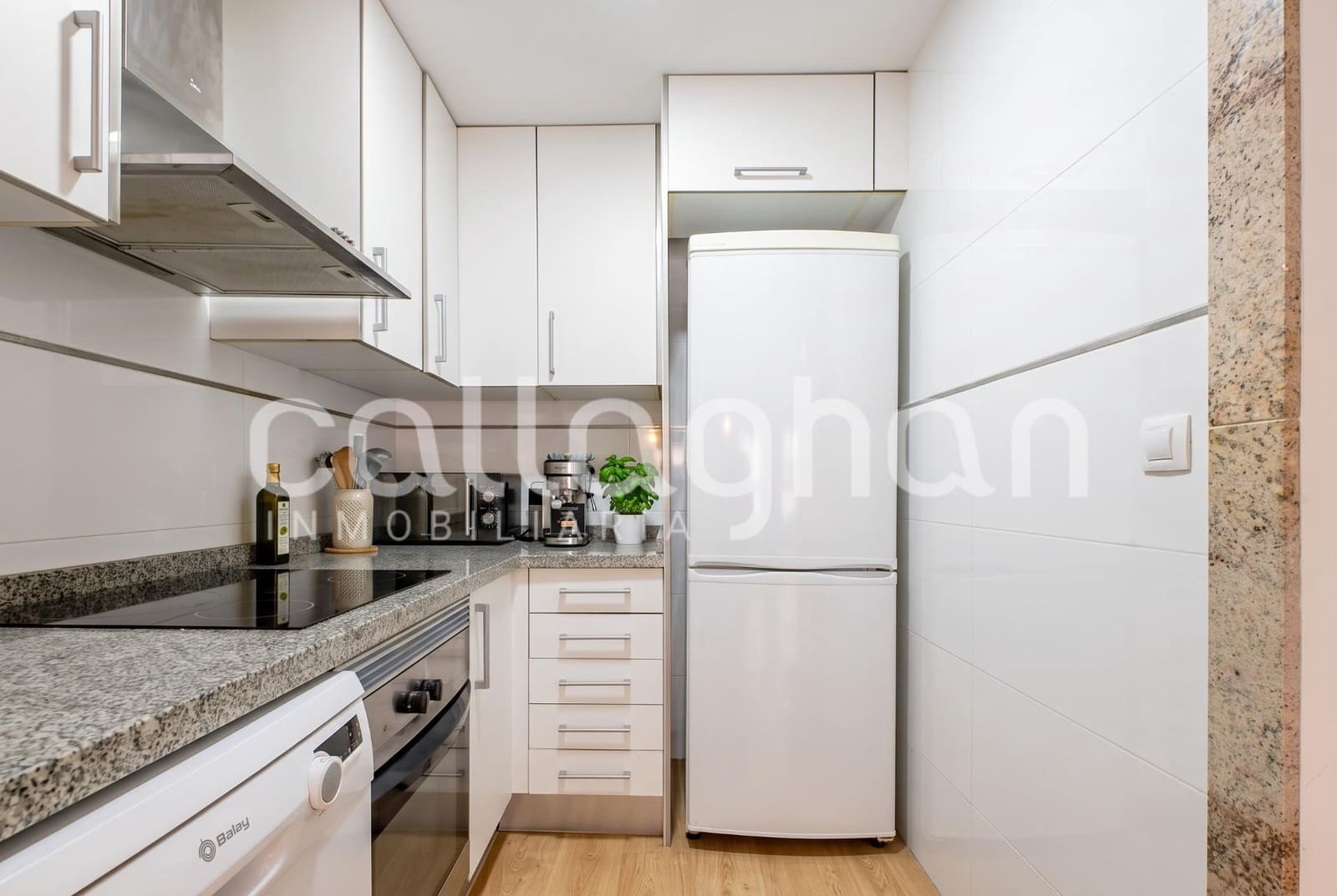 1 makuuhuone Asunto myytävänä paikassa Alboraya / Alboraia mukana uima-altaan 
autotalli - 385 000 € (Ref: 9990857)