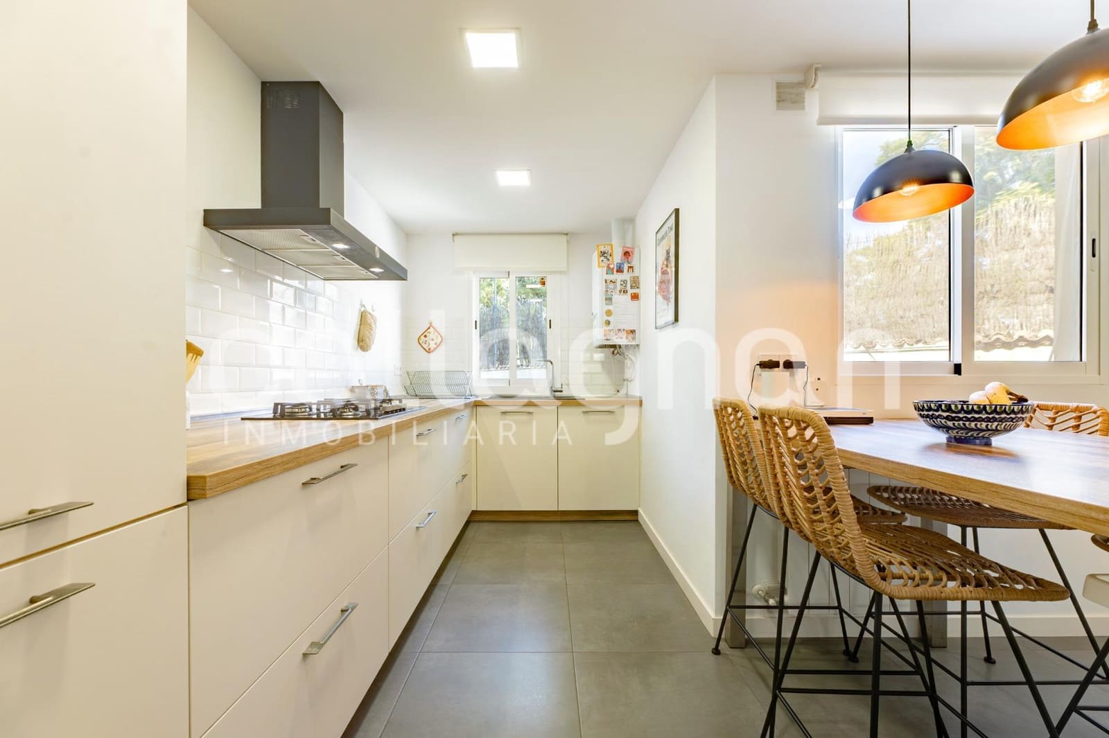 3 soveværelse Semi-Rækkehus til salg i Godella med swimmingpool garage - € 615.000 (Ref: 9994402)