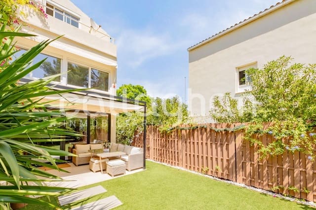 3 soveværelse Semi-Rækkehus til salg i Godella med swimmingpool garage - € 615.000 (Ref: 9994402)
