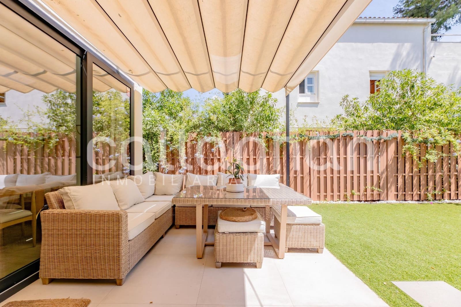 3 soveværelse Semi-Rækkehus til salg i Godella med swimmingpool garage - € 615.000 (Ref: 9994402)