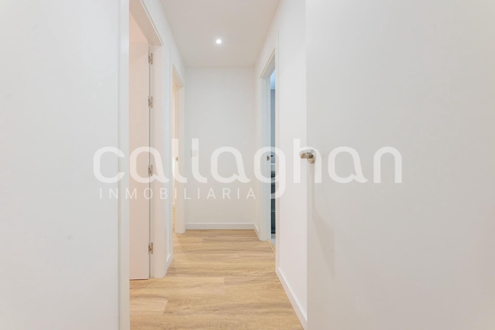 Piso de 3 habitaciones en València ciudad en venta - 420.000 € (Ref: 9997230)
