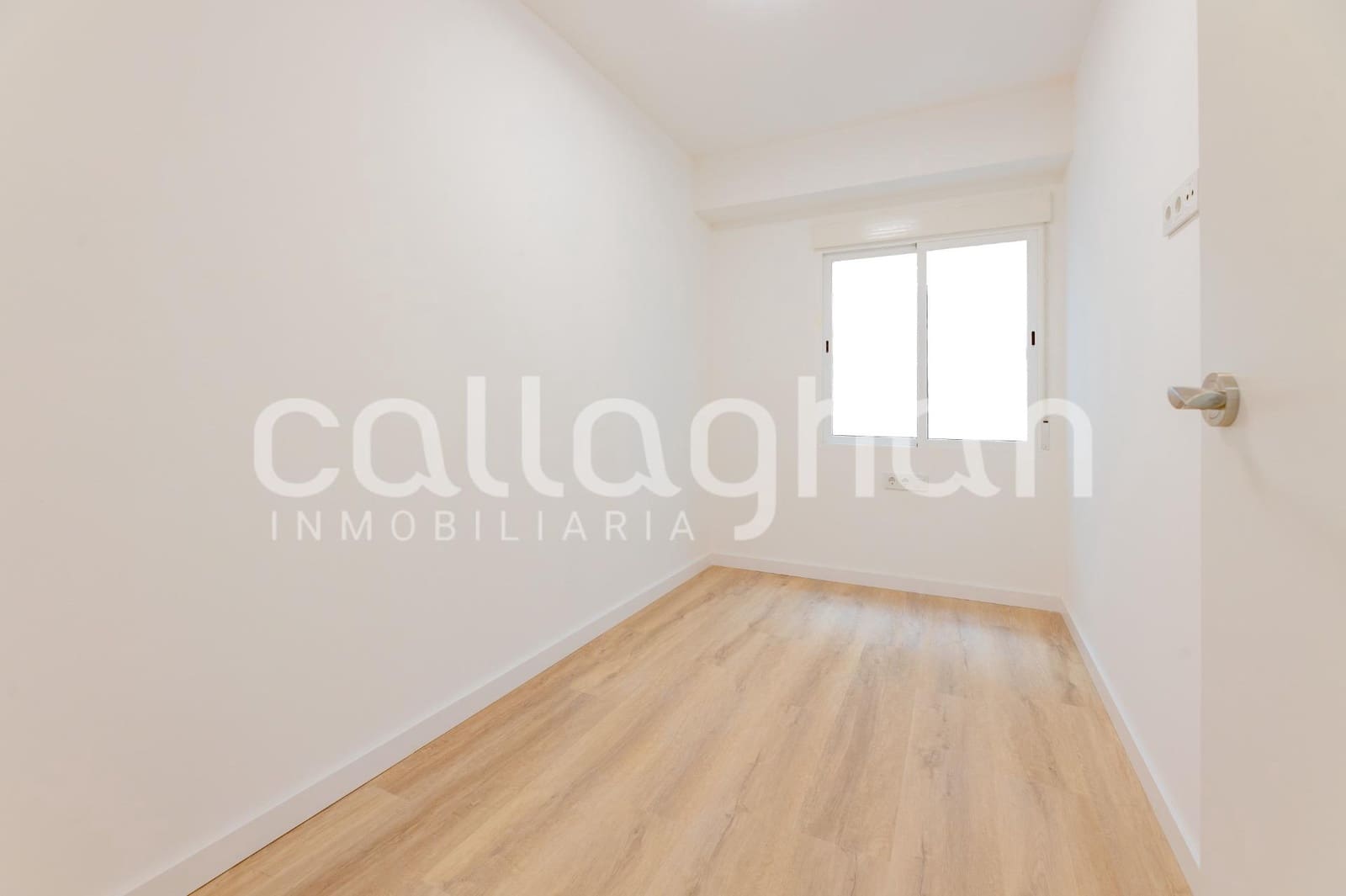 Piso de 3 habitaciones en València ciudad en venta - 420.000 € (Ref: 9997230)
