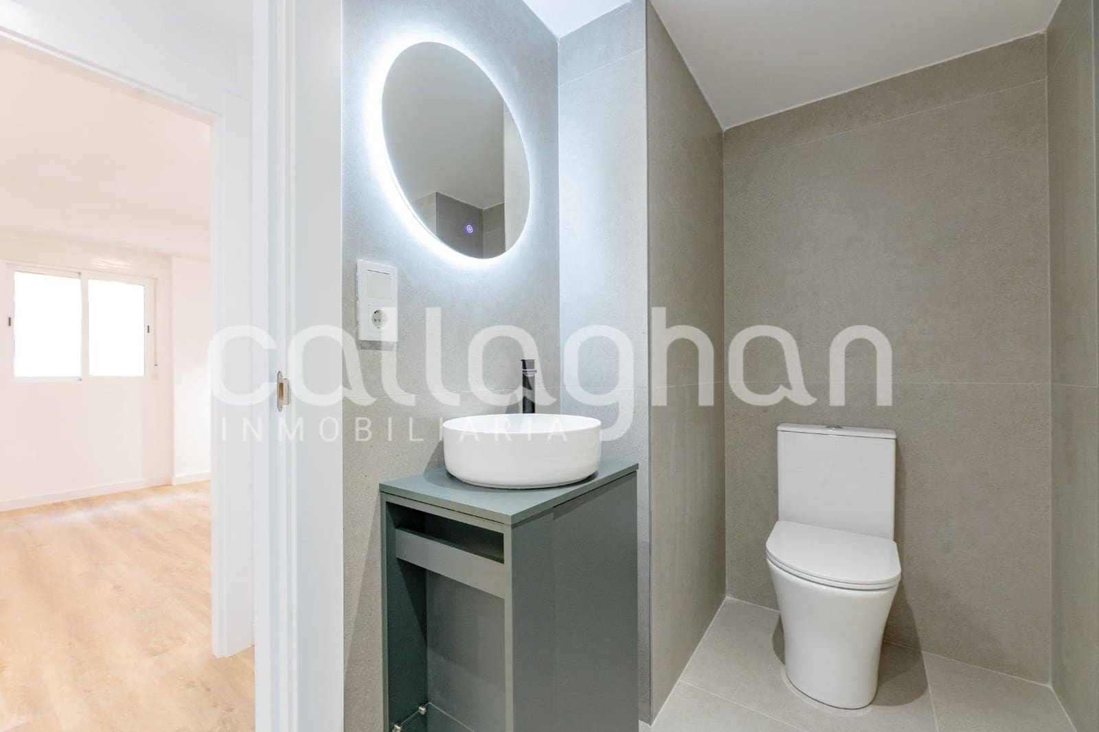 Piso de 3 habitaciones en València ciudad en venta - 420.000 € (Ref: 9997230)
