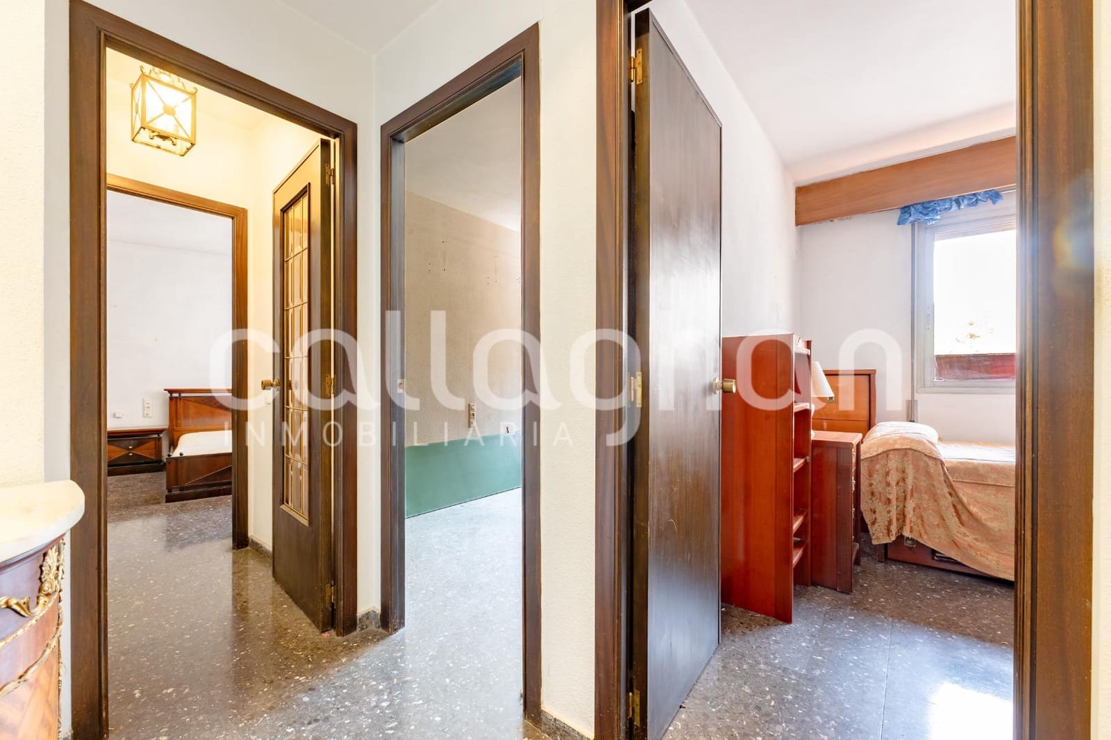 3 bedroom Flat for sale in Valencia city with garage - € 360,000 (Ref: 9997233)