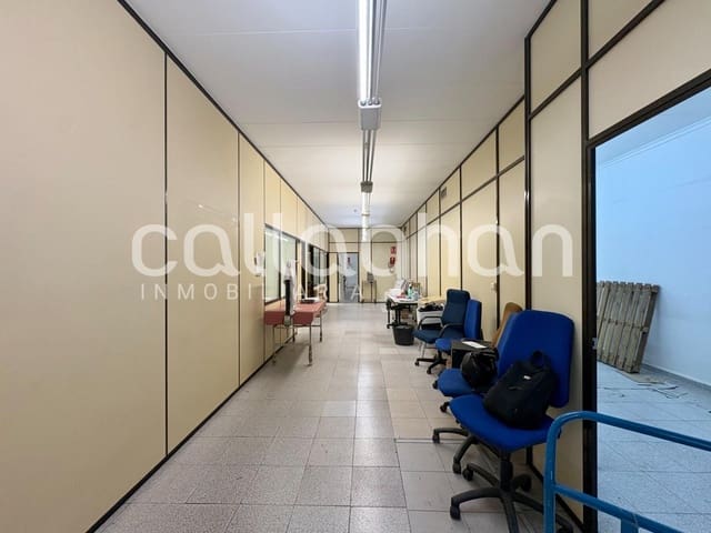 Comercial para arrendar em Arrancapins, Valência cidade com garagem - 1 600 € (Ref: 9998929)
