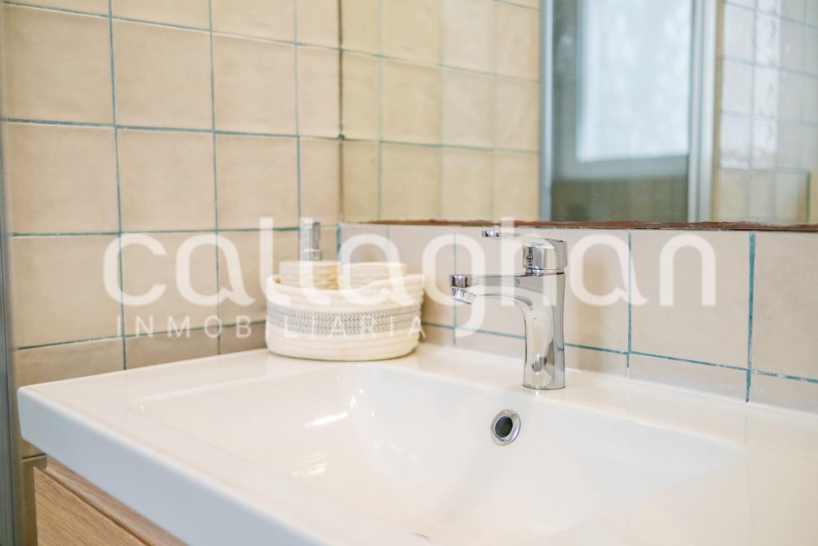 Apartamento Playa de 1 habitación en València ciudad en venta - 210.000 € (Ref: 9999694)
