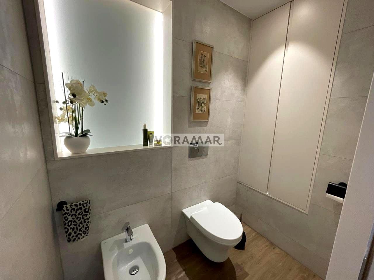 3 bedroom Flat for rent in Valencia city with garage - € 3,200 (Ref: 10024601)