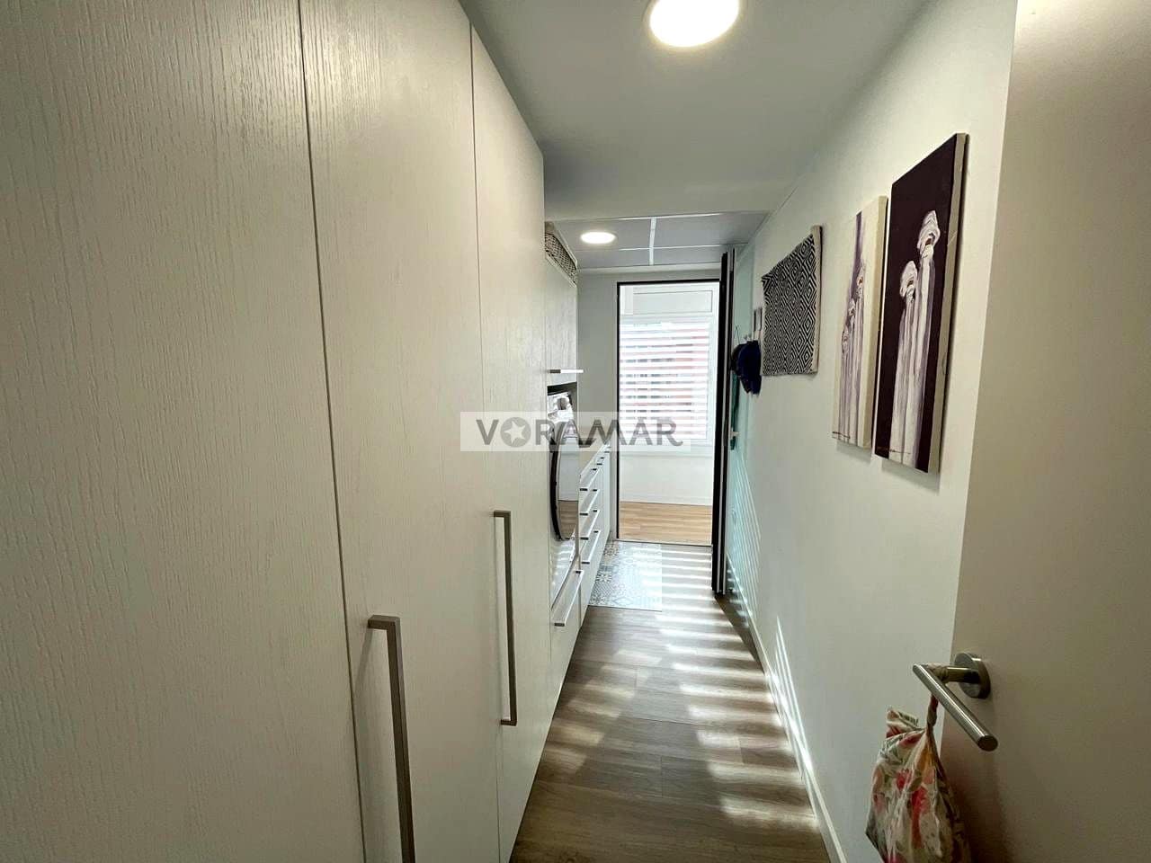 3 bedroom Flat for rent in Valencia city with garage - € 3,200 (Ref: 10024601)