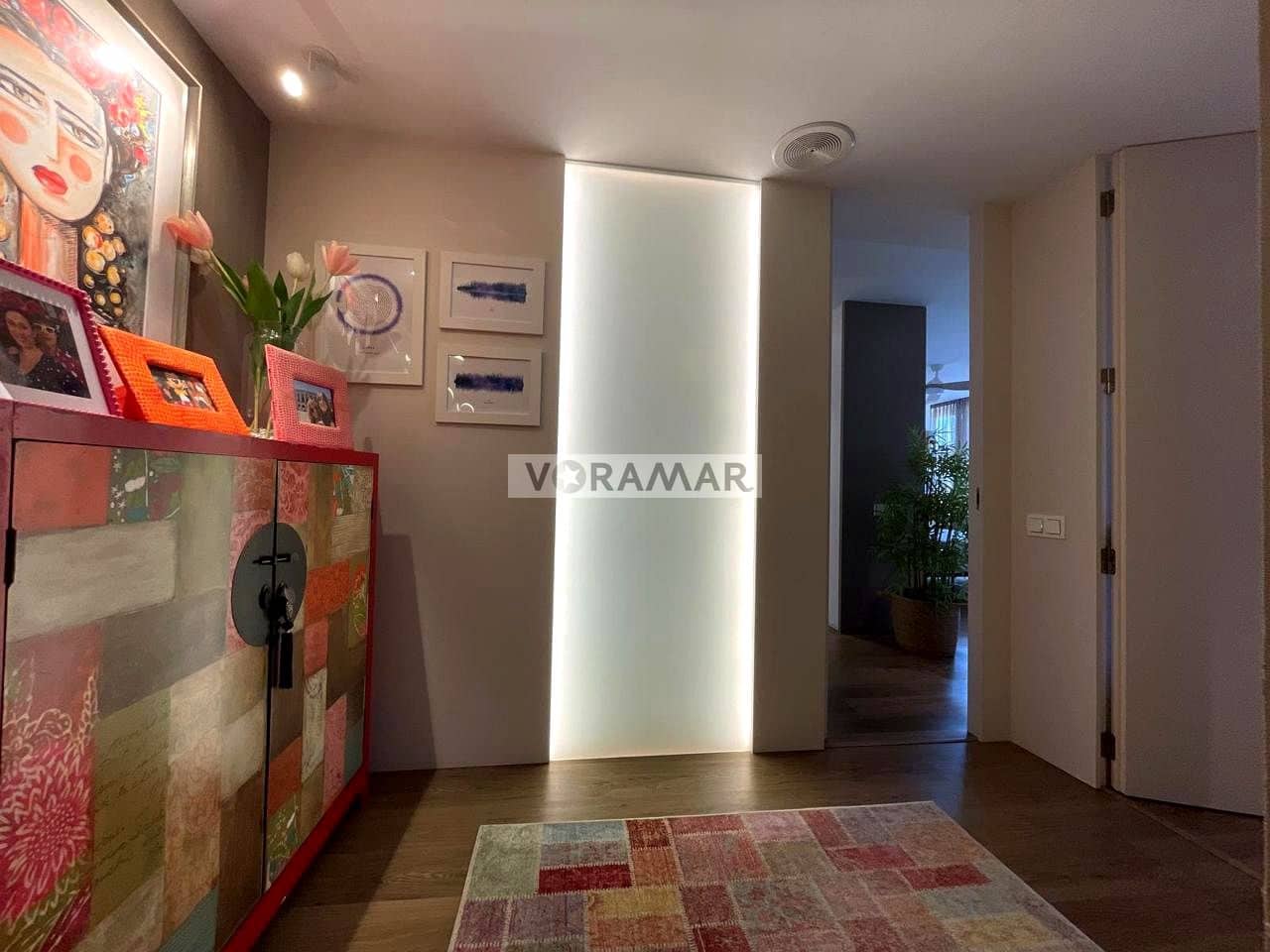 3 bedroom Flat for rent in Valencia city with garage - € 3,200 (Ref: 10024601)